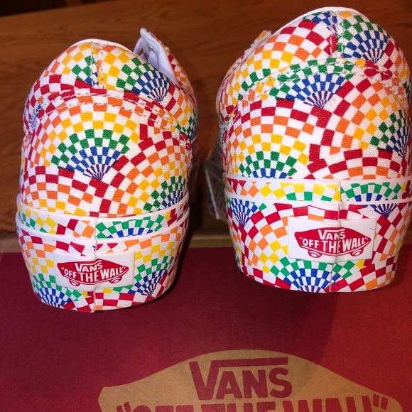 Vans Old Skool Pride Platform Shoes Sneakers - Picture 2 of 7
